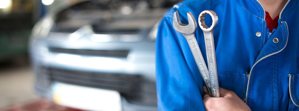 Mechanic at Porsche Lincolnwood in Lincolnwood IL